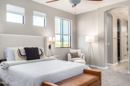 8772 Perry Park Cir, Tucson AZ 85730-1302 exterior