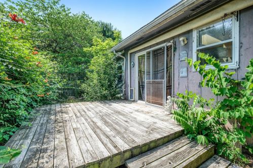 1434 Lynn Dr, Middlevle MI 49333-8793 exterior