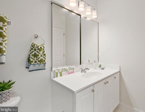 15173 Sapling Rdg Dr, Dayton MD 21036-1259 exterior