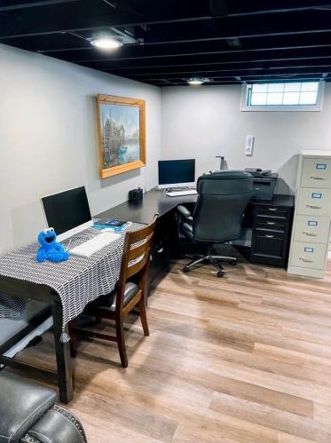 7926 Denver Ave, Milwaukee WI  53223-4940 exterior