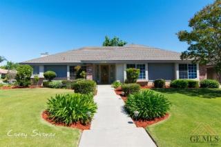 2118 Deerfield St, Bakersfield, CA 93314-8903