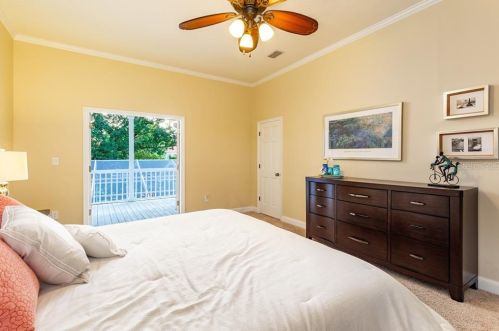 15704 Mifflin Ct, Tampa FL exterior