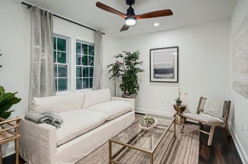 1415 Almont Dr, Atlanta GA 30310-3756 exterior