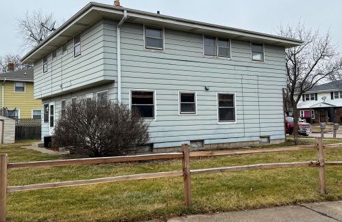 10911 Langlade St, Milwaukee WI 10913-1318 exterior