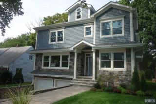 607 Rutland Ave, Teaneck NJ  07666-2924 exterior