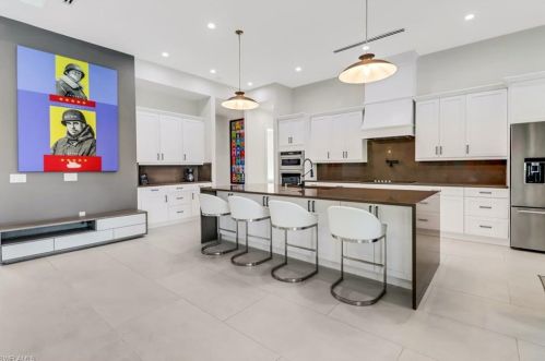 653 23 St, Naples FL 34117-1830 exterior