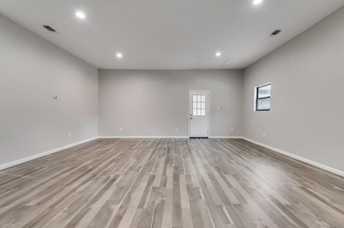 2634 Cypress Ave, Dallas TX  75227-8024 exterior