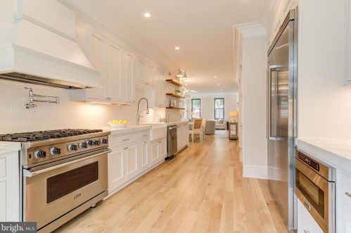 1924 10th St, Washington DC  20001-4112 exterior