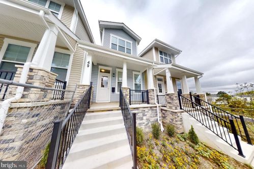 99 49th St, Washington, DC 20019-6244