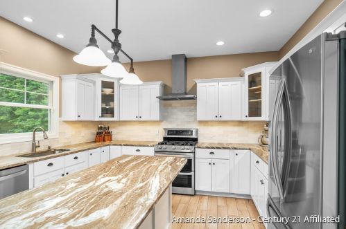 5920 Simon Ct, Wyoming MI exterior