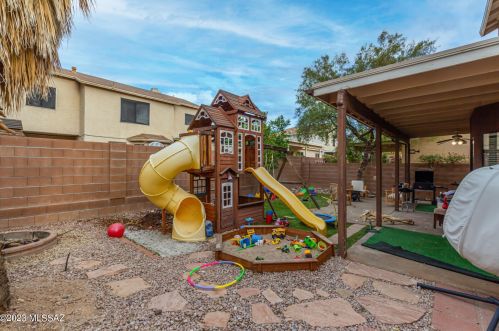 3044 Country Meadow Dr, Tucson AZ  85742-4855 exterior