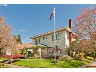 1624 23rd Ave, Portland OR  97210-2502 exterior