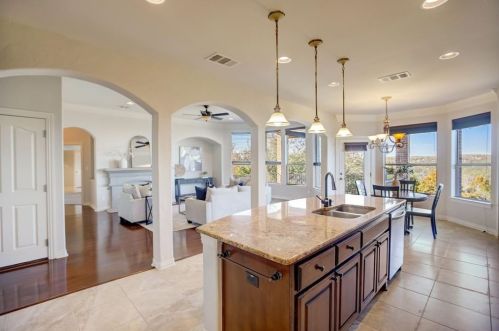 13409 Coleto Creek Trl, Austin TX 78732-2072 exterior