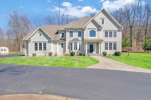 87 Forest Hills Dr, Farmington, CT 06032-3043