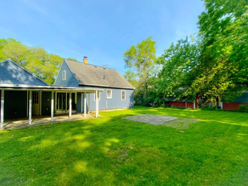 3294 Black Crk Rd, Meskegon MI 49444-3482 exterior