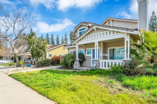 364 Parker Dr, Folsom, CA 95630-7949