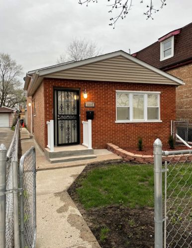 1515 114th Pl, Chicago, IL 60643-4349