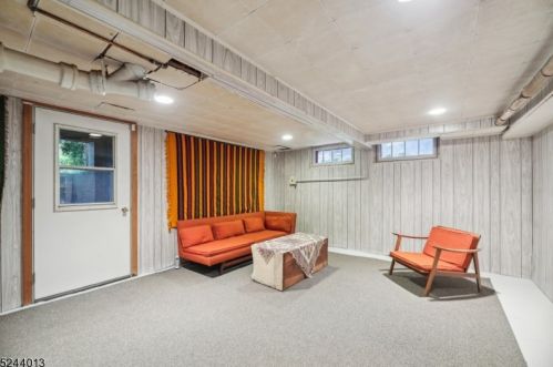 117 Maplewood Ave, Maplewood NJ 07040-1233 exterior