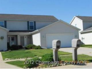 3911 Balmoral Dr, Champaign IL  61822-8584 exterior