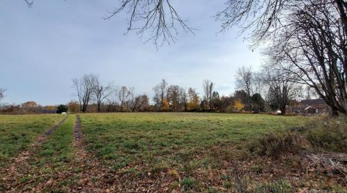 108 Mtn Rd, Seymour CT 06483-2027 exterior