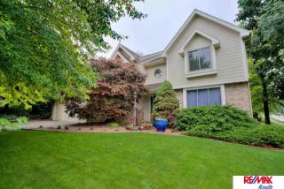 427 158th Ave, Omaha, NE 68118-2181