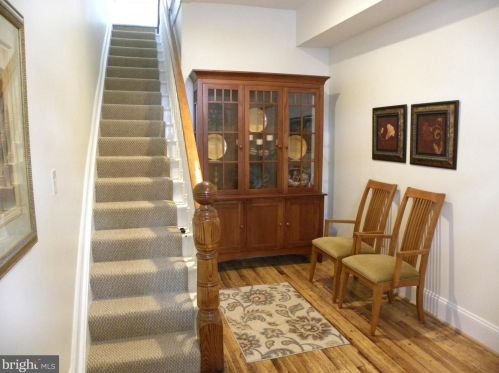 112 Howell Ave, Alexandria VA  22301-1306 exterior