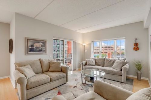 200 Addison Ave, Elmhurst, IL 60126-2789