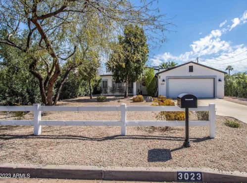 3023 34th St, Phoenix AZ  85018-6901 exterior
