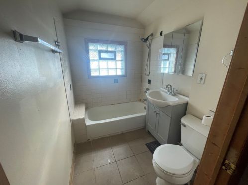 9844 Charles St, Chicago IL 60643-2109 exterior