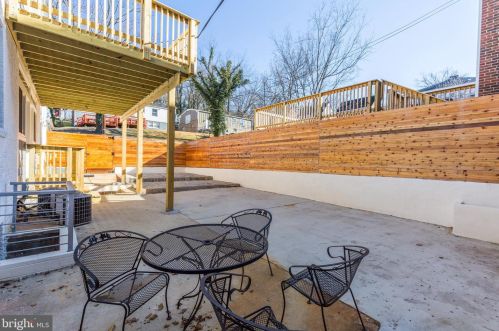 2903 R St, Washington DC  20020-6426 exterior