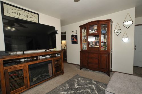 3028 94, Milwaukee WI 53227-3611 exterior