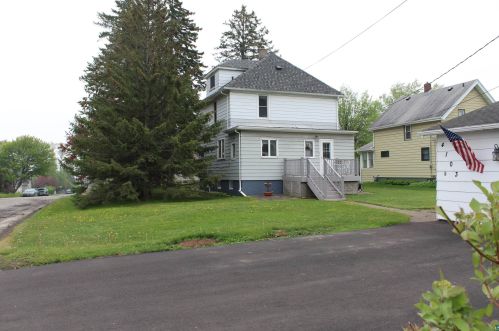 4103 7th St, Duluth, MN 55807-1527