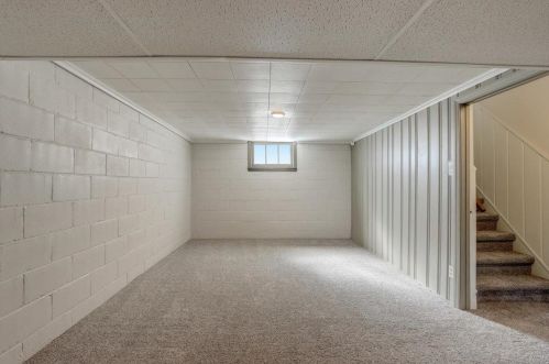 1725 55, Milwaukee WI 53214-5250 exterior