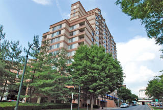 1400 West Hwy, Silver Spring MD  20910-3230 exterior