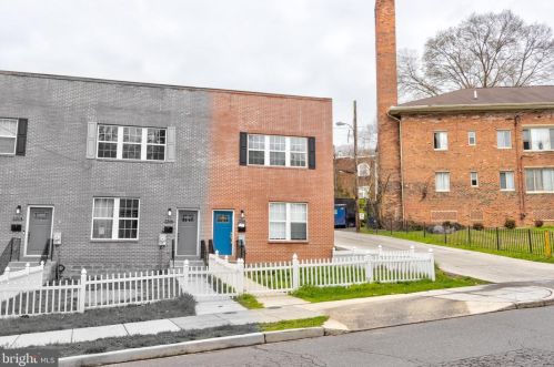 2308 16th St, Washington DC  20020-4304 exterior