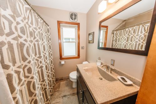 1322 89, Milwaukee WI 53214-2826 exterior