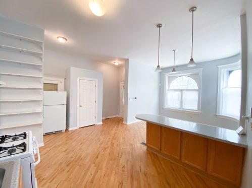 2609 Potomac Ave, Chicago IL  60622-2877 exterior