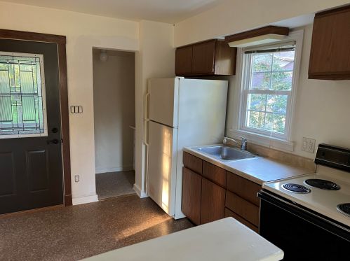 2328 Mangold Ave, Milwaukee WI 53221-4963 exterior