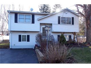 15 Eagle Ct, Meriden, CT 06450-7063