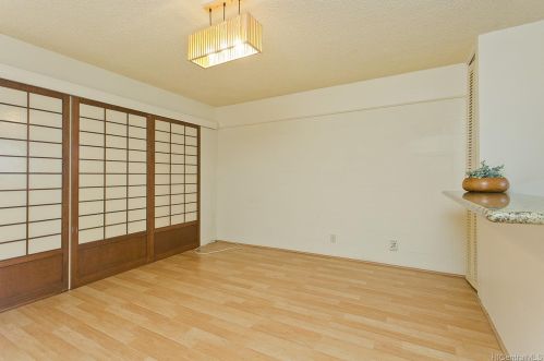 1548 Liholiho St, Honolulu, HI 96822-4023