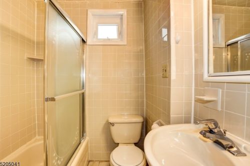 170 Oliver St, Newark NJ 07105-2007 exterior