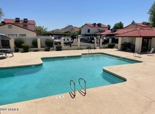 2842 Beck Ln, Phoenix AZ  85032-3783 exterior