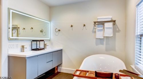 59 Mountainview Ave, Nutley NJ 07110-2233 exterior