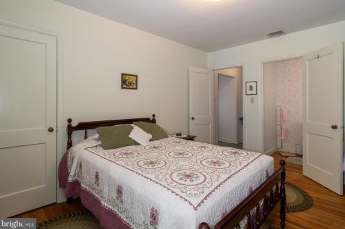 1514 Hollywood Dr, Lancaster PA 17601-5228 exterior