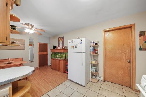 5759 63 Pl, Chicago IL 60638-5414 exterior