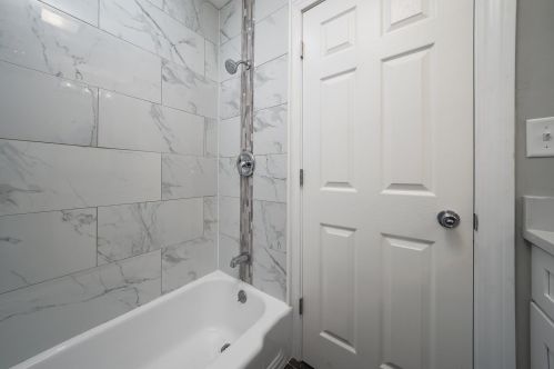 1019 Springfield Ave, Chicago IL  60624-4026 exterior