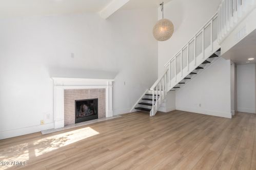 1187 Belmont Ave, Phoenix AZ  85020-4162 exterior