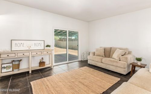 6830 Galaxy Pl, Tucson AZ  85741-2715 exterior