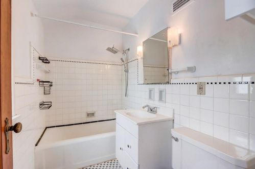 4503 65th St, Milwaukee WI  53218-5508 exterior