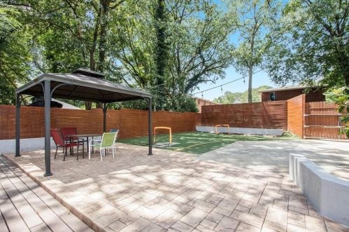 581 Formwalt St, Atlanta GA 30315-1073 exterior